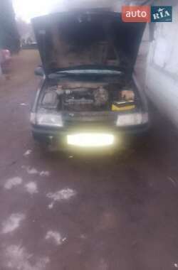 Седан Opel Vectra 1991 в Ровно