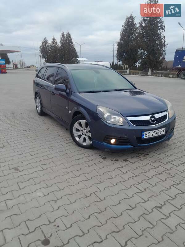 Универсал Opel Vectra 2008 в Мостиске