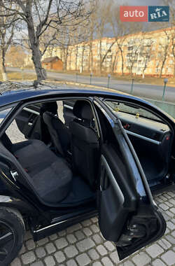 Лифтбек Opel Vectra 2003 в 