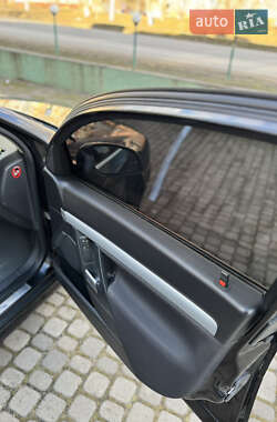 Лифтбек Opel Vectra 2003 в 