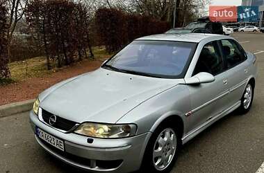 Седан Opel Vectra 2001 в Киеве