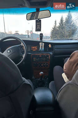 Лифтбек Opel Vectra 1997 в 