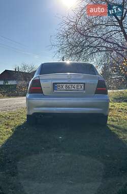 Седан Opel Vectra 2000 в Теофиполе