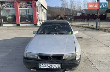 Седан Opel Vectra 1992 в Солотвине