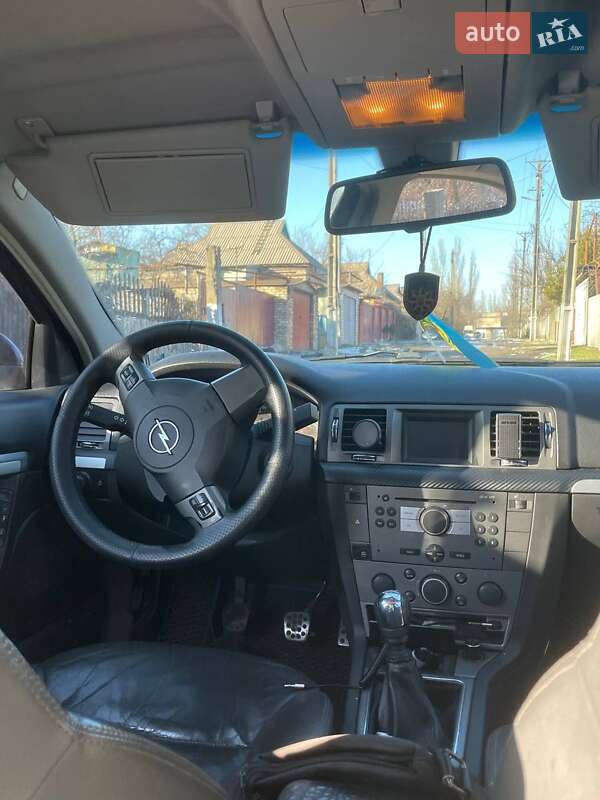 Седан Opel Vectra 2008 в Кривому Розі