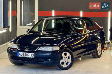 Лифтбек Opel Vectra 1999 в Виннице