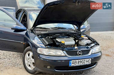 Лифтбек Opel Vectra 1999 в Виннице