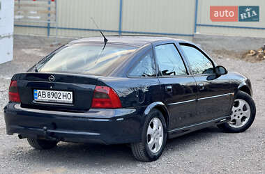 Лифтбек Opel Vectra 1999 в Виннице