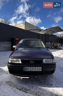 Лифтбек Opel Vectra 1995 в Хмельницком