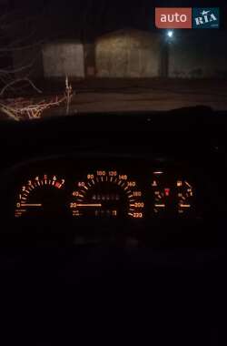Седан Opel Vectra 1990 в Гайсине