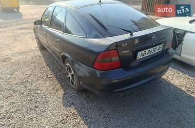 Лифтбек Opel Vectra 1997 в Могилев-Подольске