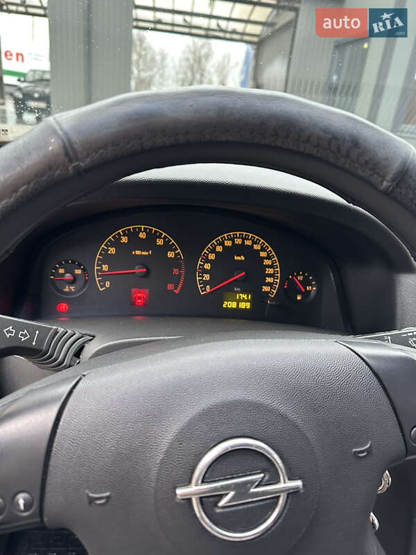 Седан Opel Vectra 2003 в Бучаче фото 12 Седан Opel Vectra 2003 в Бучаче