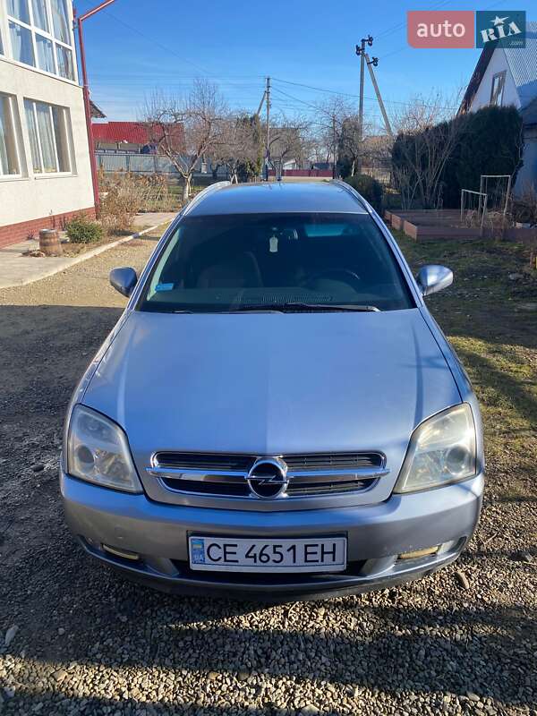 Универсал Opel Vectra 2003 в Черновцах