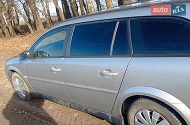 Универсал Opel Vectra 2004 в 