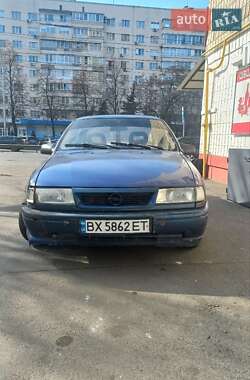 Седан Opel Vectra 1989 в Киеве