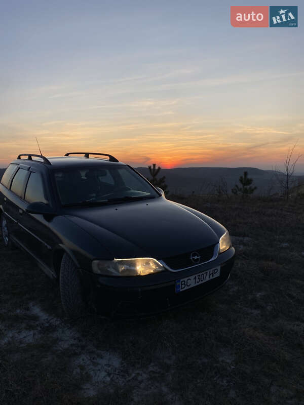 Универсал Opel Vectra 2000 в 