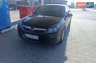 Седан Opel Vectra 2006 в Ужгороді