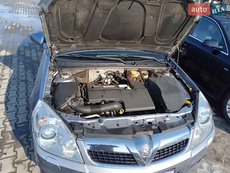 Седан Opel Vectra 2006 в Луцке