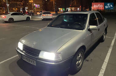 Седан Opel Vectra 1992 в Одесі