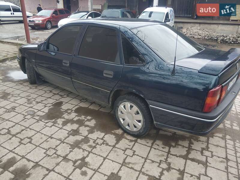 Седан Opel Vectra 1994 в Івано-Франківську