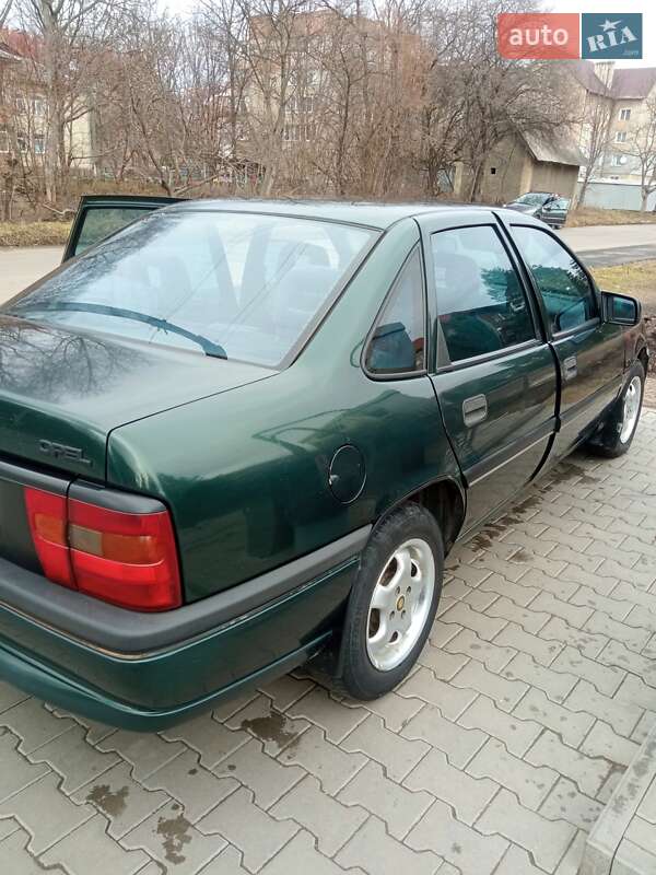 Седан Opel Vectra 1995 в Коломые