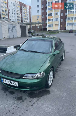 Седан Opel Vectra 2000 в Харькове