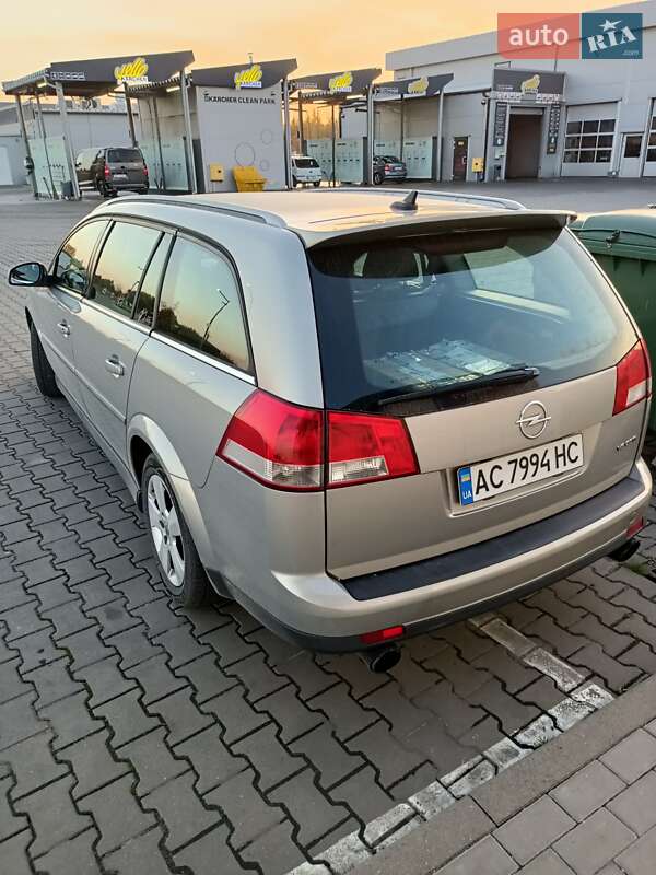 Универсал Opel Vectra 2006 в Луцке