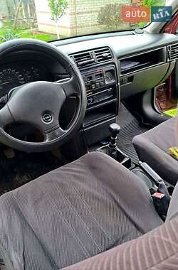 Лифтбек Opel Vectra 1990 в 