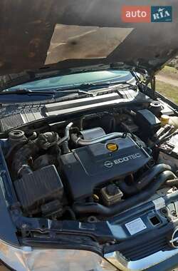 Универсал Opel Vectra 2002 в 