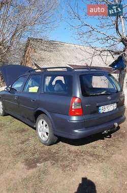 Универсал Opel Vectra 2002 в 