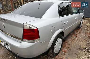 Седан Opel Vectra 2005 в 