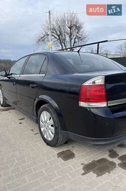 Седан Opel Vectra 2004 в 