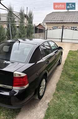 Седан Opel Vectra 2004 в 