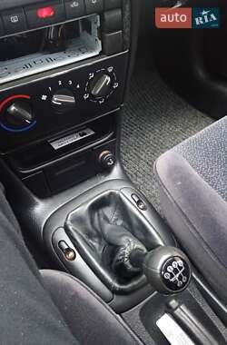 Седан Opel Vectra 1999 в 