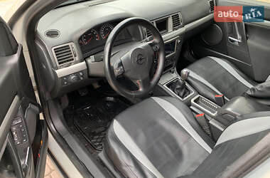 Седан Opel Vectra 2006 в 