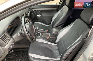 Седан Opel Vectra 2006 в 