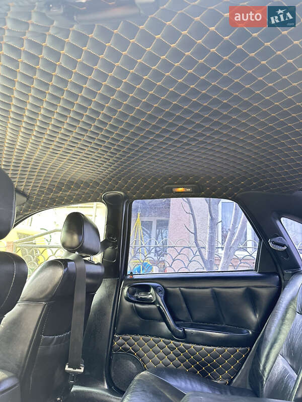 Седан Opel Vectra 1999 в Литине