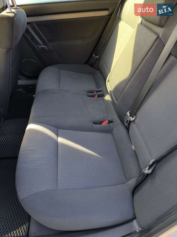 Универсал Opel Vectra 2007 в Луцке