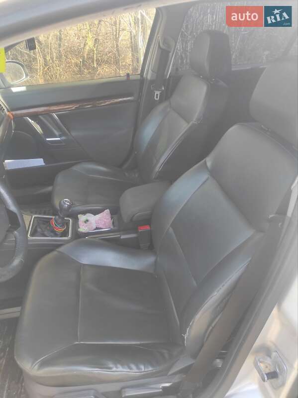 Универсал Opel Vectra 2004 в Судовой Вишне