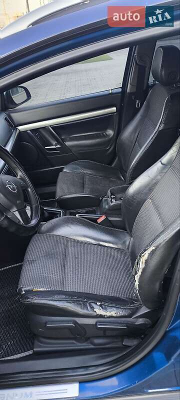 Универсал Opel Vectra 2003 в Ужгороде