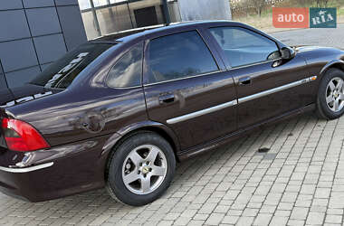 Седан Opel Vectra 2000 в 