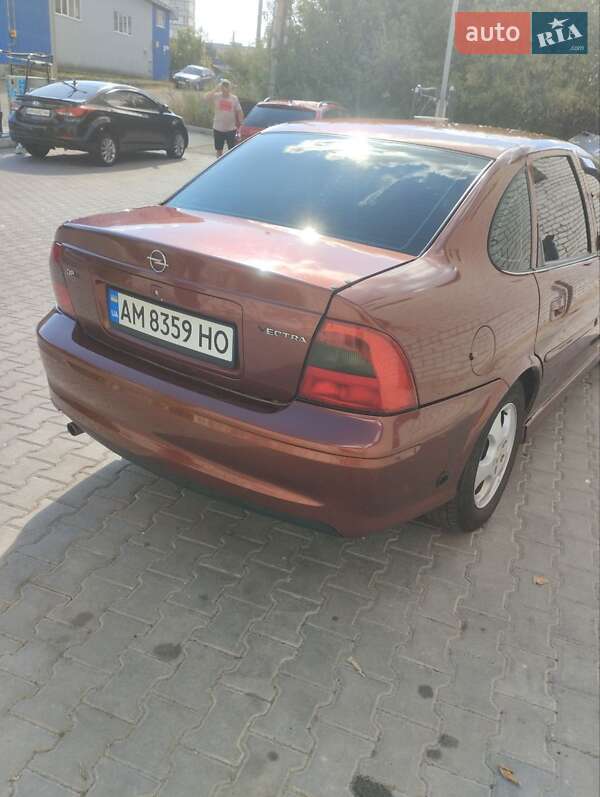 Седан Opel Vectra 1999 в Житомире