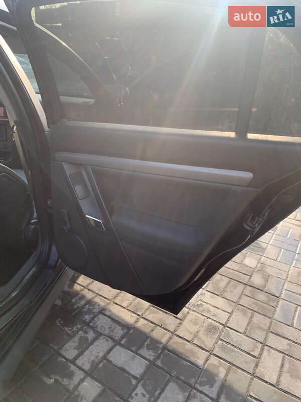 Седан Opel Vectra 2002 в Запорожье