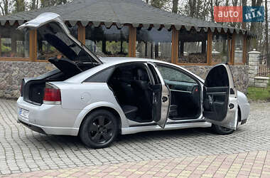Лифтбек Opel Vectra 2003 в 