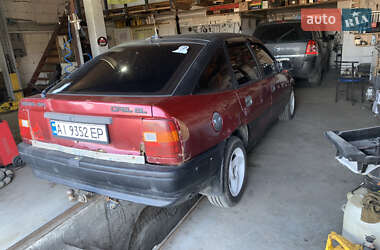 Ліфтбек Opel Vectra 1989 в 