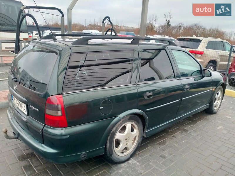 Універсал Opel Vectra 1999 в Рівному