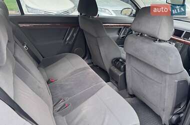 Седан Opel Vectra 2005 в 