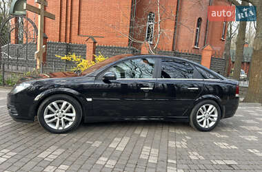 Лифтбек Opel Vectra 2006 в 