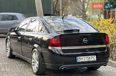 Лифтбек Opel Vectra 2006 в 