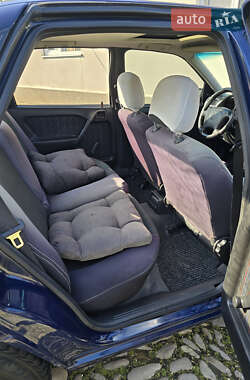 Седан Opel Vectra 1990 в 